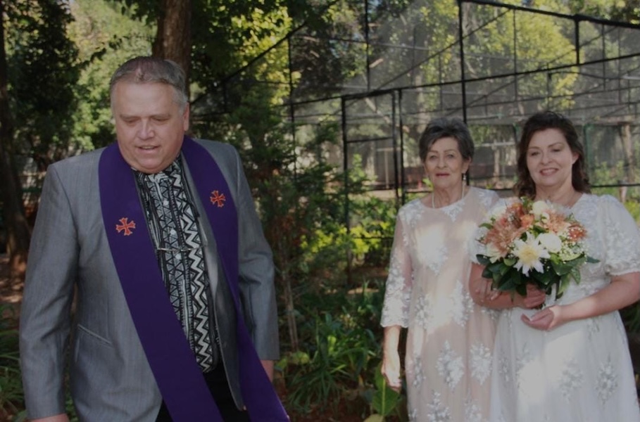 Wedding ceremony by Dr. Gerrit Rademeyer in Groblersbrug
