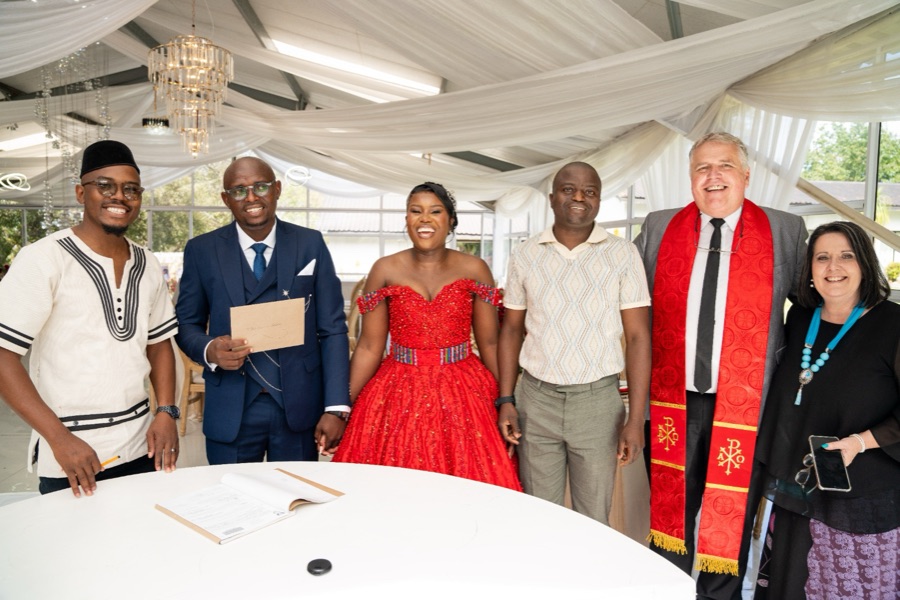 Wedding ceremony by Dr. Gerrit Rademeyer in Groblersbrug